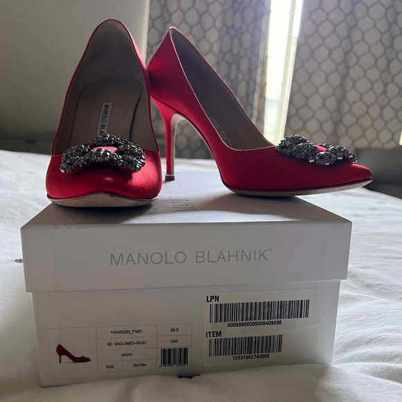 Manolo Blahnik Hangisi Satin Heels